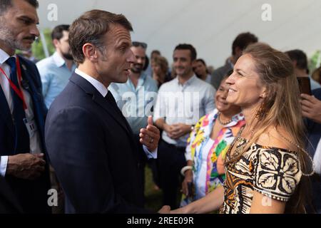 Port Vila, Vanuatu. 27 juillet 2023. Le président français Emmanuel Macron rencontre la communauté française à Port Vila le 27 juillet 2023. Photo de Raphael Lafargue/ABACAPRESS.COM crédit : Abaca Press/Alamy Live News Banque D'Images