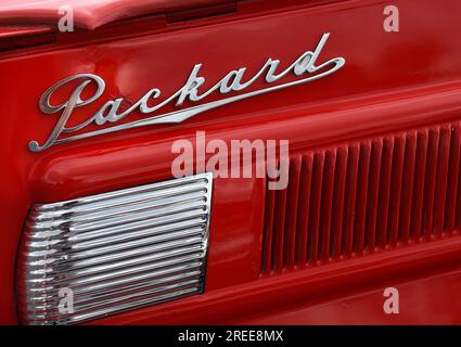 Une automobile Packard 1937 personnalisée exposée lors d'un salon de voitures anciennes et personnalisées à Abingdon, en Virginie. Banque D'Images