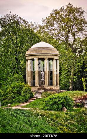 Woerlitzer Park, Temple de Vénus en été Banque D'Images