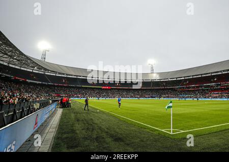 ROTTERDAM - vue générale de de Kuip lors du match amical entre Feyenoord et Villareal CF au Feyenoord Stadion de Kuip le 27 juillet 2023 à Rotterdam, pays-Bas. AP | taille néerlandaise | BART STOUTJESDYK Banque D'Images