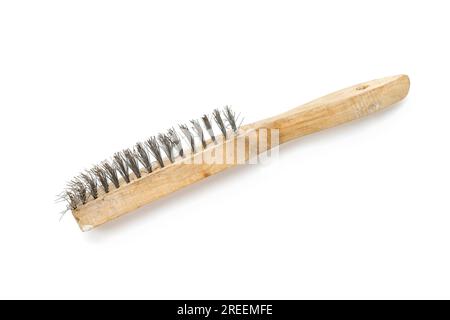 Brosse métallique ancienne et rouillée, isolée sur blanc Banque D'Images