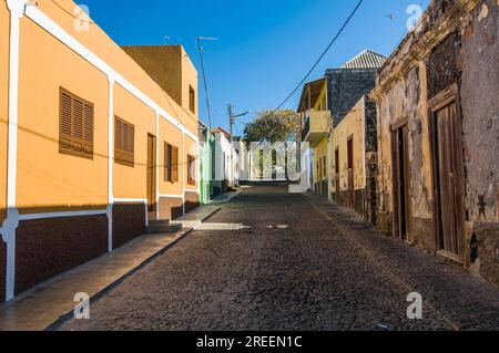 Vieille ville pittoresque avec des bâtiments coloniaux. San Felipe. Vulcano Fogo. Fogo. Cabo Verde. Afrique Banque D'Images