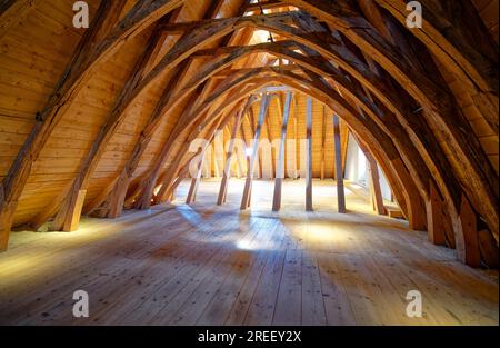 Grenier historique dans le château de devant, Mildenstein Castle, Leisnig, Saxe, Allemagne Banque D'Images