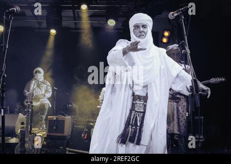 Tinariwen (groupe touareg du Mali-Algérie) interprétant leur blues du désert en concert à Stockholm en juillet 2023 Banque D'Images