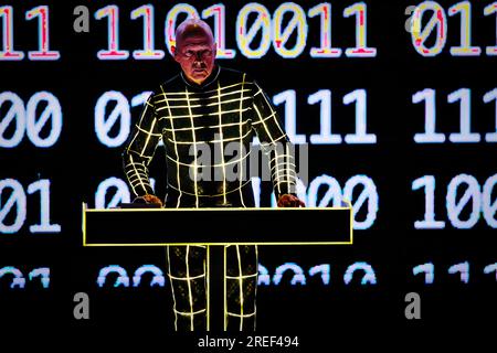 Théâtre Royal, Madrid, Espagne. 27 juillet 2023. Universal Music Festival 2023, Kraftwerk live. Crédit : EnriquePSans / Alamy Live News Banque D'Images