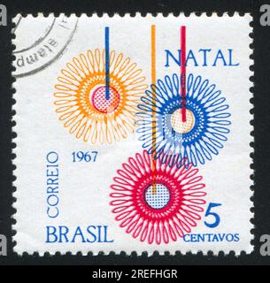 BRÉSIL - CIRCA 1967 : timbre imprimé par le Brésil, montre décorations de Noël, circa 1967 Banque D'Images