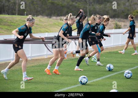 Tuggerah, Australie. 28 juillet 2023. Football : coupe du monde, femmes, entraînement Allemagne : Kathrin Hendrich (gauche-droite), Lea Schüller, Jule Brand, Sydney Lohmann, Lina Magull. Crédit : Sebastian Christoph Gollnow/dpa/Alamy Live News Banque D'Images