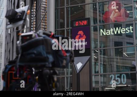 Londres, Angleterre, Royaume-Uni. 28 juillet 2023. Une vue générale au siège social de NatWest à Bishopsgate à Londres. Les bénéfices du groupe NatWest ont augmenté en surpassant les attentes des analystes. Les hauts responsables du groupe devraient faire face à une enquête après que le PDG ait démissionné de la rangée de comptes bancaires Nigel Farage. (Image de crédit : © Thomas Krych/ZUMA Press Wire) USAGE ÉDITORIAL SEULEMENT! Non destiné à UN USAGE commercial ! Banque D'Images