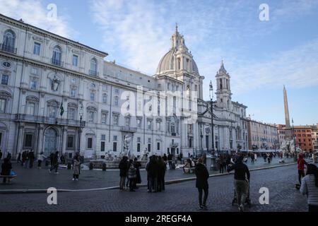 Rome, Italie - 26 novembre 2022 : Piazza Navona et l'église Sainte Agnese in Agone Banque D'Images