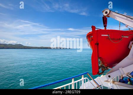 Entonnoir d'un ferry de la ligne Stena en route vers l'Irlande. Banque D'Images