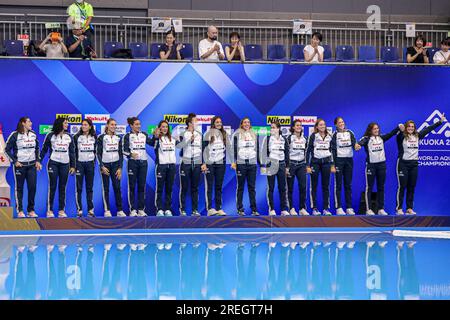 Fukuoka, Japon. 28 juillet 2023. FUKUOKA, JAPON - JUILLET 28 : joueuses italiennes lors des Championnats du monde aquatiques 2023 cérémonie de remise de la médaille de Waterpolo féminin au Marine Messe Fukuoka Hall B le 28 juillet 2023 à Fukuoka, Japon (photo Albert Ten Hove/Orange Pictures) crédit : Orange pics BV/Alamy Live News Banque D'Images