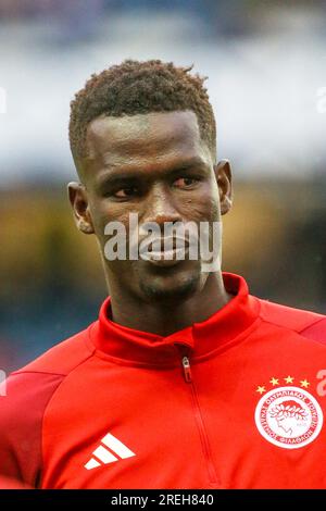 Ossenyou Ba, jouant pour l'Olympiacos FC, photographié lors d'une séance d'entraînement à l'Ibrox Stadium, Glasgow, Royaume-Uni Banque D'Images