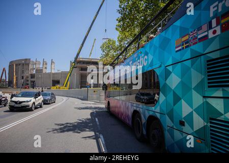 Barcelone, Barcelone, Espagne. 28 juillet 2023. Les travaux sur le Camp Nou avancent selon les échéances fixées avec la démolition des tribunes du troisième amphithéâtre. Ces travaux font partie du nouvel Espai Barça, un projet du conseil d’administration du FÃºtbol Club Barcelona. (Image de crédit : © Marc Asensio Clupes/ZUMA Press Wire) USAGE ÉDITORIAL SEULEMENT! Non destiné à UN USAGE commercial ! Banque D'Images