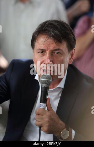 Giuseppe Conte a Venafro per sostenere il candidato Roberto Gravina. Venafro, Italie. 21 giugno 2023 Banque D'Images