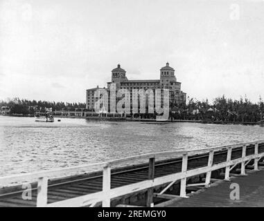 Palm Beach, Floride janvier 31, 1927 le nouvel hôtel Breakers, remplaçant celui qui a brûlé, est le choix de l'éminent qui prend des vacances à Palm Beach. Banque D'Images