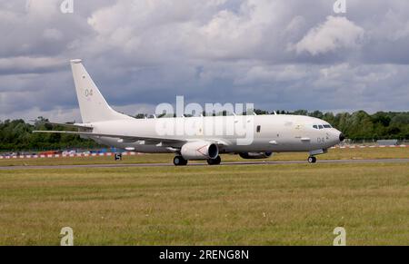 Le Boeing P-8a Poseidon MRA1 de la Royal Air Force du 120e escadron de la RAF Lossiemouth, arrive au Royal International Air Tattoo 2023 Banque D'Images