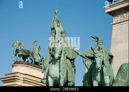 Budapest, Heldenplatz, Hősök tere, Millenniumsdenkmal // Budapest, Hősök tere, Mémorial du Millénaire Banque D'Images