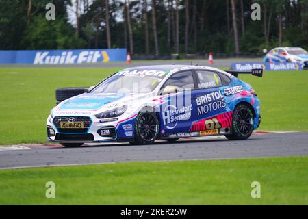 Dalton sur Tees, 29 juillet 2023. Tom Ingram au volant d'une Hyundai i30N pour Bristol Street Motors avec EXCELR8 lors des essais libres 2 au Championnat britannique des voitures de tourisme au circuit Croft. Crédit : Colin Edwards/Alamy Live News Banque D'Images