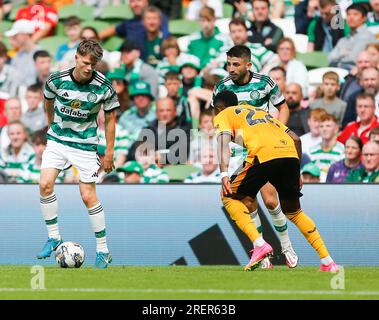 29 juillet 2023 ; Aviva Stadium, Dublin, Irlande : pré-saison football amical, Celtic contre Wolverhampton Wanderers ; Odini Thiago Holm du Celtic FC Banque D'Images