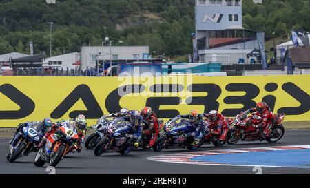 MOST, République tchèque. 29 juillet 2023. Autodrom Most, Most, République tchèque, 29 juillet 2023, Premier tour lors de l'Acerbis Czech Round FIM Superbike World Championship 2023 - Race1 - World Superbike - SBK crédit : Live Media Publishing Group/Alamy Live News Banque D'Images