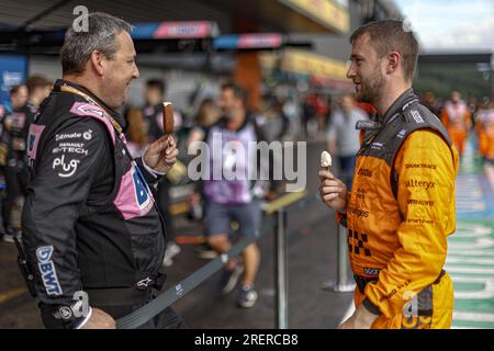 Stavelot, Belgique. 29 juillet 2023. Mécanicien, mécanicien, mécanicien célèbrent lors du Grand Prix de Belgique de Formule 1 MSC Croisières 2023, 12e manche du Championnat du monde de Formule 1 2023 du 28 au 30 juillet 2023 sur le circuit de Spa-Francorchamps, à Stavelot, Belgique crédit : Agence photo indépendante/Alamy Live News Banque D'Images