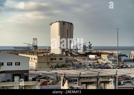 Beyrouth, Liban - 07 29 2023 : photo du site de l'explosion massive qui s'est produite dans les silos du port de Beyrouth - Medium Banque D'Images