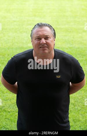 Deventer, pays-Bas. 29 juillet 2023. DEVENTER, PAYS-BAS - JUILLET 29 : Alfred Knippenberg de Go Ahead Eagles lors d'un Photocall de Go Ahead Eagles à Adelaarshorst le 29 juillet 2023 à Deventer, pays-Bas. (Photo de Henny Meijerink/Agence BSR) crédit : Agence BSR/Alamy Live News Banque D'Images