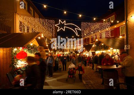 Marché de Noël à Altensteig, près de Calw, Forêt Noire, Baden-Wuerttemberg, Allemagne Banque D'Images