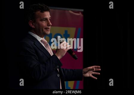 PALMERSTON NORTH, Nouvelle-Zélande - 30 juillet 2023 : David Seymour, le leader de L'ACT New Zealand, prend la parole lors d'un rassemblement politique à Palmerston North. La Nouvelle-Zélande se rend aux urnes en octobre. Photo : Giordano Stolley Banque D'Images