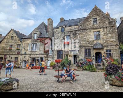 (C) Denis TRASFI / MAXPPP - France, Bretagne, Morbihan, ville de Rochefort en Terre le 20 juillet 2023 - / France, Brittany, Morbihan, ville de Rochef Banque D'Images