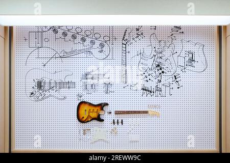 Juillet 2023, Décoration à l'intérieur de Fender Flagship Tokyo, Japon Banque D'Images