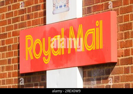 Un panneau Royal Mail à l'extérieur du bureau de tri à Hunslet, Leeds, West Yorkshire, Royaume-Uni Banque D'Images