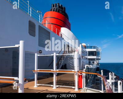 Pont supérieur du MS Queen Victoria de Cunard Banque D'Images