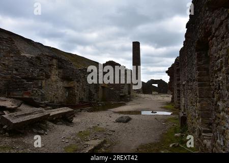 Ruines et vestiges de Old Gang Smelting Mill pour l'extraction du plomb. Banque D'Images