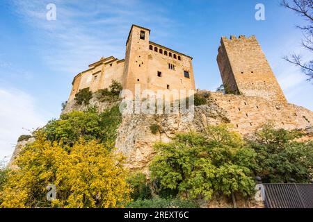 Collégiale-château Santa María la Mayor, forteresse, construite au IXe siècle par Jalaf ibn Rasid, Alquézar, Monument National artistique Historique, muni Banque D'Images