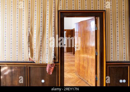 Chambre dans le salon des arrivées VIP du Generalshotel Stalinist à l'aéroport de Berlin Banque D'Images