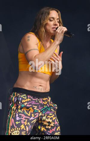 Lulworth, Royaume-Uni. 30 juillet 2023. Melanie Jayne Chisholm, mieux connue sous les noms de Melanie C ou Mel C, se produit en direct sur scène au festival familial Camp Bestival à Lulworth. (Photo de Dawn Fletcher-Park/SOPA Images/Sipa USA) crédit : SIPA USA/Alamy Live News Banque D'Images