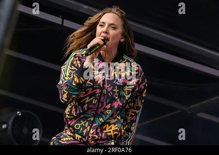 Lulworth, Royaume-Uni. 30 juillet 2023. Melanie Jayne Chisholm, mieux connue sous les noms de Melanie C ou Mel C, se produit en direct sur scène au festival familial Camp Bestival à Lulworth. (Photo de Dawn Fletcher-Park/SOPA Images/Sipa USA) crédit : SIPA USA/Alamy Live News Banque D'Images