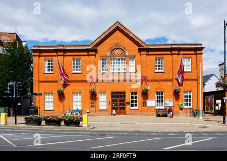 Le King Edward VII Memorial Hall à High Street, Newmarket, une ville de marché dans le district de West Suffolk dans le Suffolk, dans l'est de l'Angleterre Banque D'Images