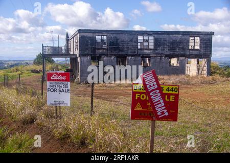 Mansion construite par le propriétaire abandonné, Atherton Tablelands, Australie. Banque D'Images