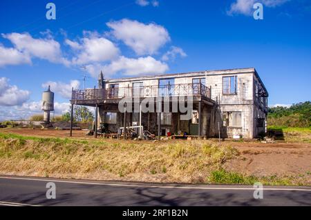 Mansion construite par le propriétaire abandonné, Atherton Tablelands, Australie. Banque D'Images