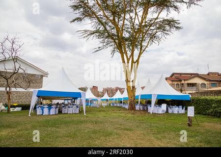 Pan Africa Christian University Wedding Gardens réception en plein air Kenya mariage en plein air sur les lieux décorations Configuration jardins Banque D'Images