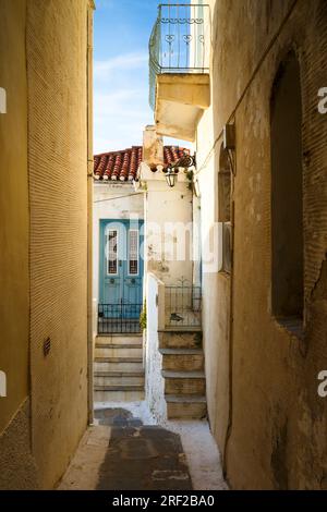 Chora de l'île Andros tôt le matin. Banque D'Images