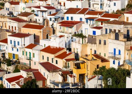 Avis de Ioulida village sur l'île de Kéa en Grèce. Banque D'Images