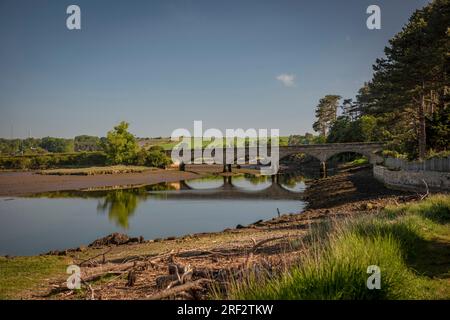 Le pont de la Duchesse au-dessus de la rivière ALN à Alnmouth, Northumberland, Royaume-Uni Banque D'Images