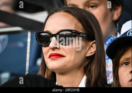 Natalie PORTMAN lors du match de championnat de France de Ligue 1 entre le Paris Saint-Germain et Clermont foot 63 le 3 juin 2023 au Parc des Princes à Paris, France - photo Matthieu Mirville / DPPI Banque D'Images