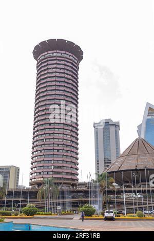 Le Kenyatta International Convention Centre, anciennement Kenyatta International Conference Centre, est un bâtiment de 32 étages situé à Nairobi, au Kenya. Banque D'Images