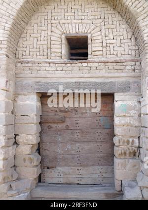 entrée à Al-Qasr, un village de l'oasis de Dakhla en Egypte Banque D'Images