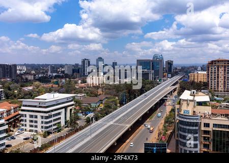 Nairobi Capital Kenya Skyline gratte-ciel bâtiments monuments modernes Tour extérieurs architecturaux Highrise Skyline Streets nuit ville Comté paysage urbain Banque D'Images