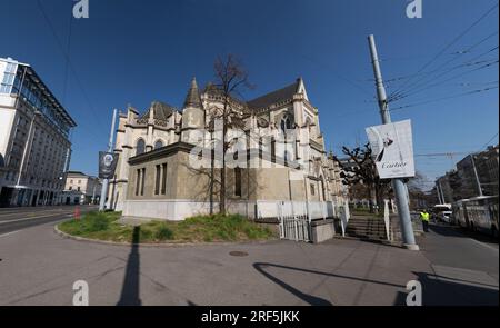 Genève, Suisse - 25 mars 2022 : la basilique notre-Dame de Genève est la principale église catholique romaine de Genève, en Suisse. Banque D'Images